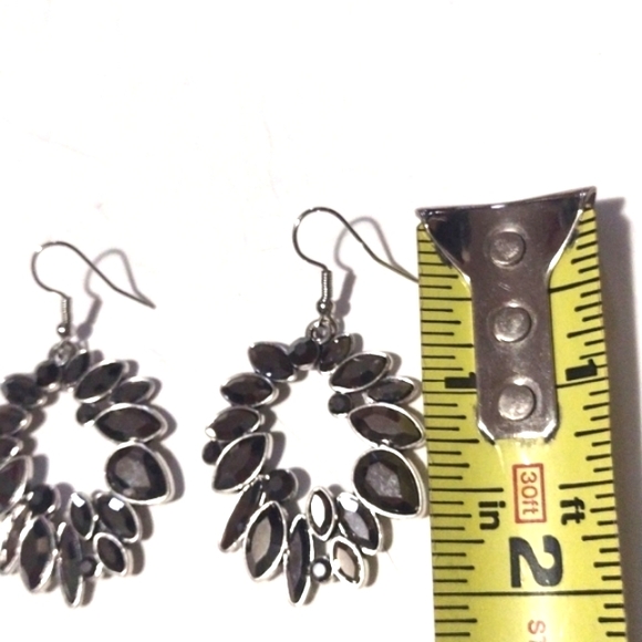 VINTAGE DARK GRAY RHINESTONE SILVER-TONE DROP DANGLE HOOK 2" EARRINGS - Picture 6 of 8